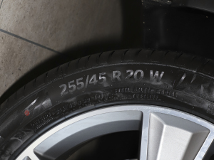 202240 TFSI A ݆̥ߴ