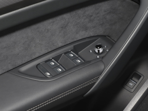 202240 TFSI A {܇ƅ^(q)	