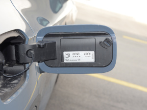 202240 TFSI RS׼ȼ ^