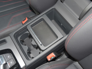 202240 TFSI RS׼ȼ g