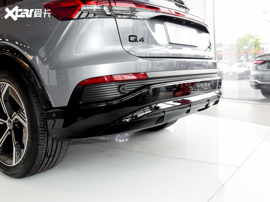 2022WQ4 e-tron 40 e-tron 