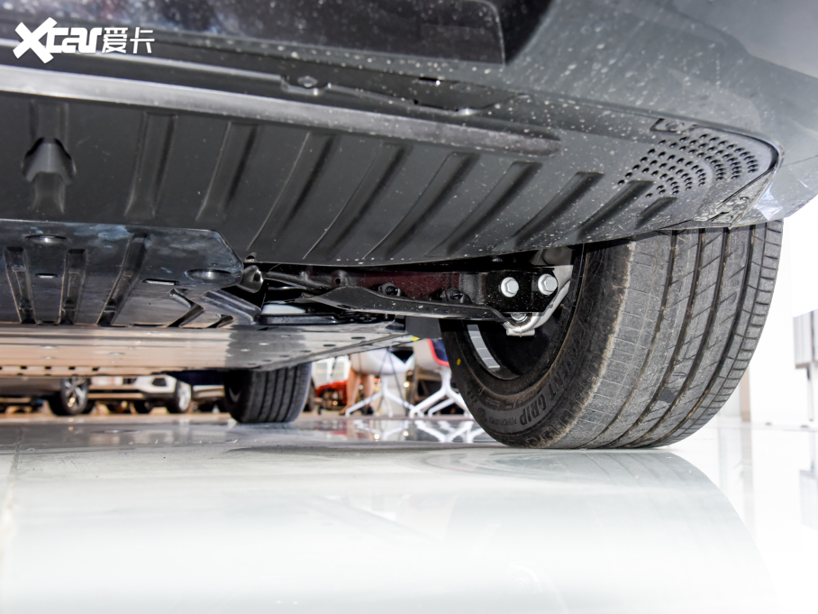 2022WQ4 e-tron 40 e-tron 