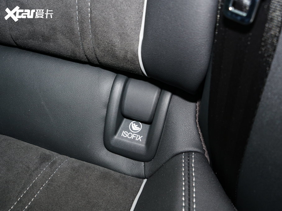 2022WQ4 e-tron 40 e-tron 