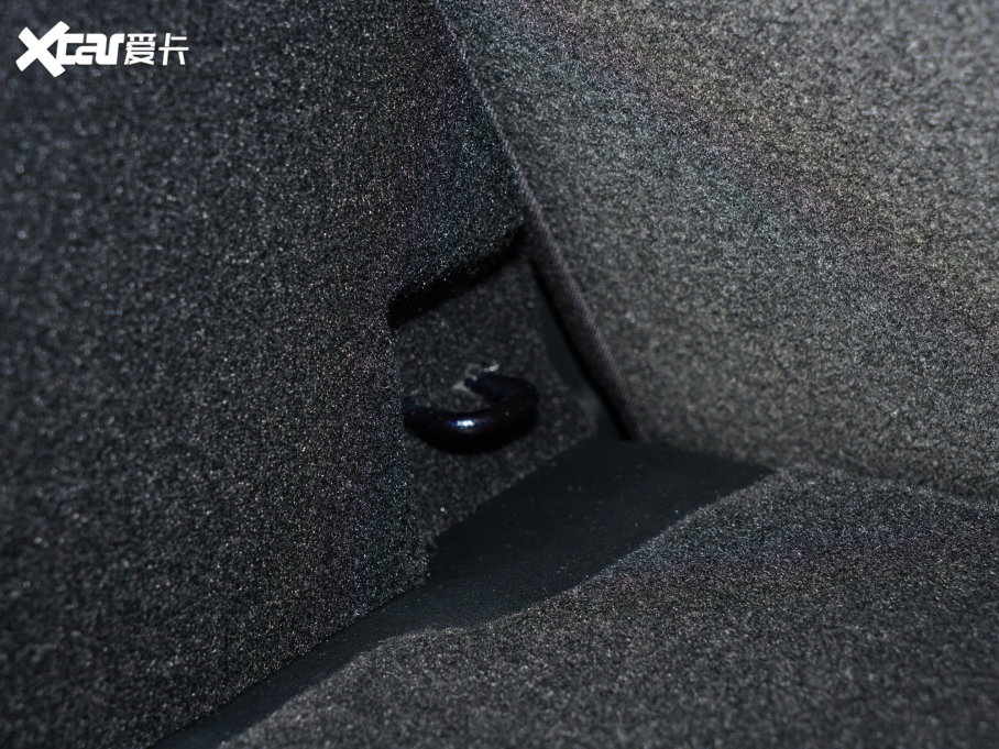 2022WQ4 e-tron 40 e-tron 