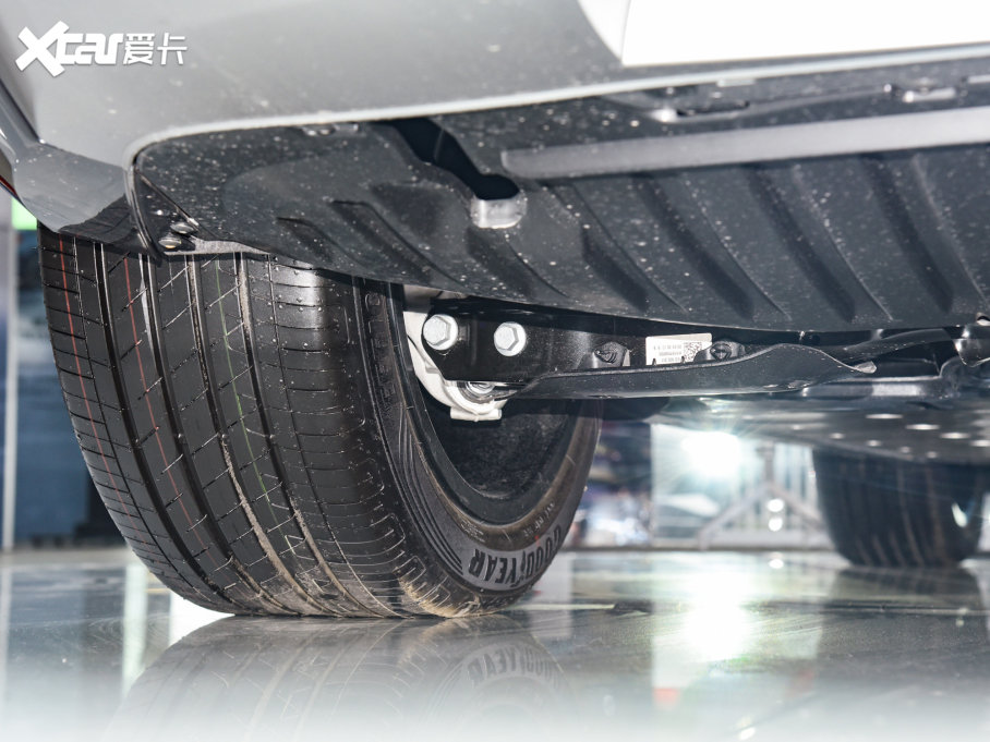 2022WQ4 e-tron 50 e-tron quattro 