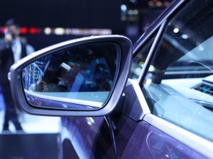 202250 e-tron quattro  ^