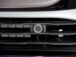 202240 e-tron  (ji)^