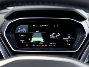 202240 e-tron  п؅^