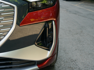 202250 e-tron quattro  ^