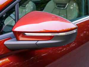 202250 e-tron quattro  ^