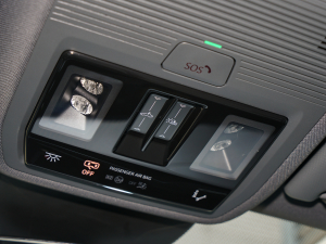 202250 e-tron quattro  п؅^