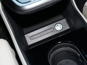 202250 e-tron quattro  п؅^(q)