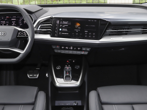 202240 e-tron а п_