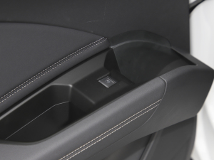 202240 e-tron а ܇ƅ^