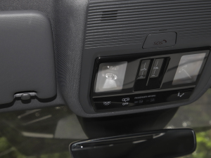 202240 e-tron а п؅^