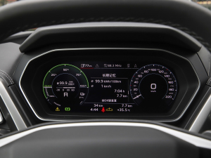 202240 e-tron (chung)а п؅^(q)