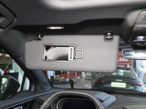 202250 e-tron quattro (chung) ꖰ壨