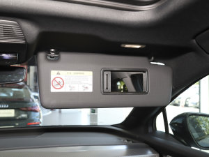 202250 e-tron quattro (chung) ꖰ壨ң