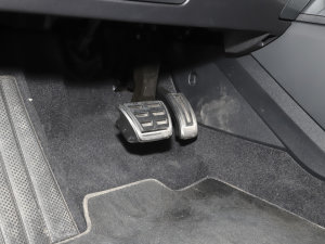 202250 e-tron quattro  п؅^