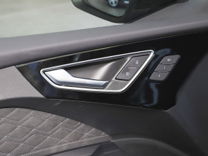 202250 e-tron quattro (chung) п؅^(q)