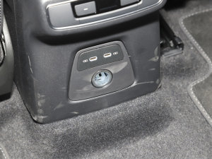 202250 e-tron quattro (chung) п؅^(q)