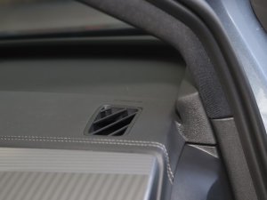 202250 e-tron quattro (chung) п؅^(q)