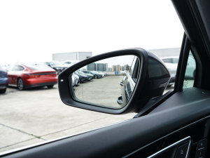 202240 e-tron (chung) (x)(ji)^