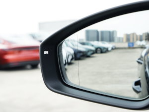 202240 e-tron (chung) (x)(ji)^