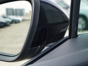 202240 e-tron (chung) (x)(ji)^