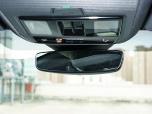 202240 e-tron (chung) ܇(ni)ҕR