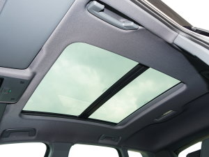 202240 e-tron (chung) 촰