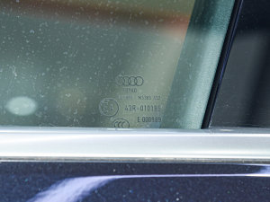 202250 e-tron quattro  ^