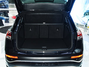 202250 e-tron quattro (chung) g