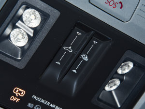 202250 e-tron quattro (chung) п؅^(q)