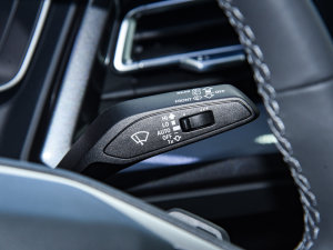 202250 e-tron quattro  п؅^