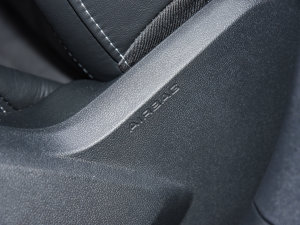 202250 e-tron quattro  п؅^