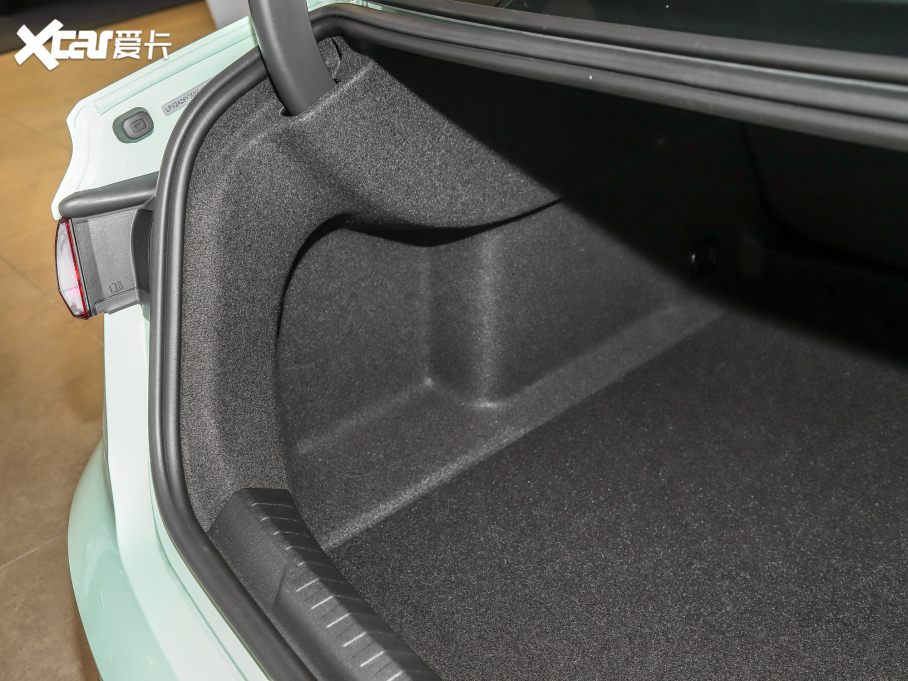 2022WA3 Limousine A3L Limousine 35 TFSI M(jn)ȡ\(yn)