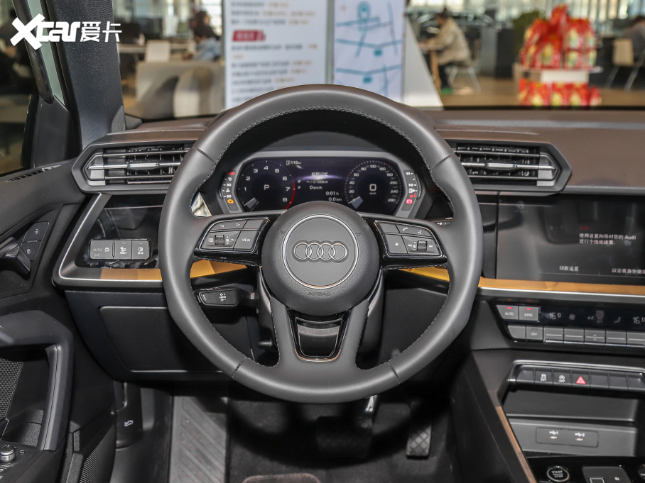 2022?yun)WA3 Limousine A3L Limousine 35 TFSI M(jn)ȡ\(yn)(dng)