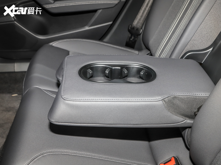 2022WA3 Limousine A3L Limousine 35 TFSI r\