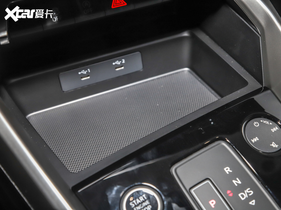 2022WA3 Limousine A3L Limousine 35 TFSI r\