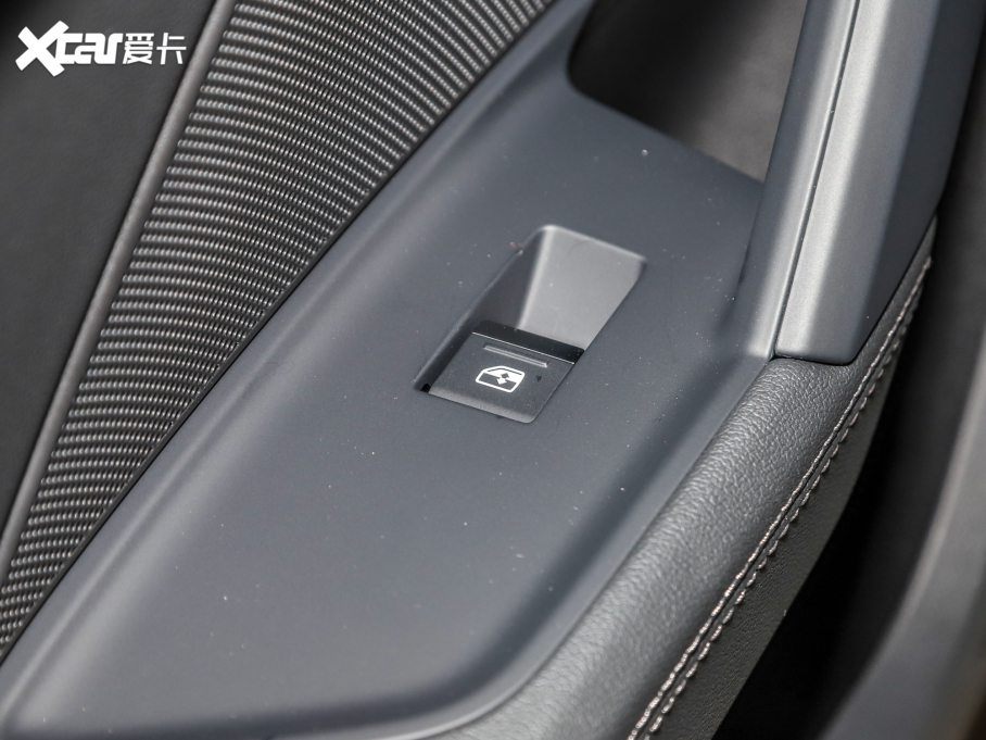 2022WA3 Limousine A3L Limousine 35 TFSI r\