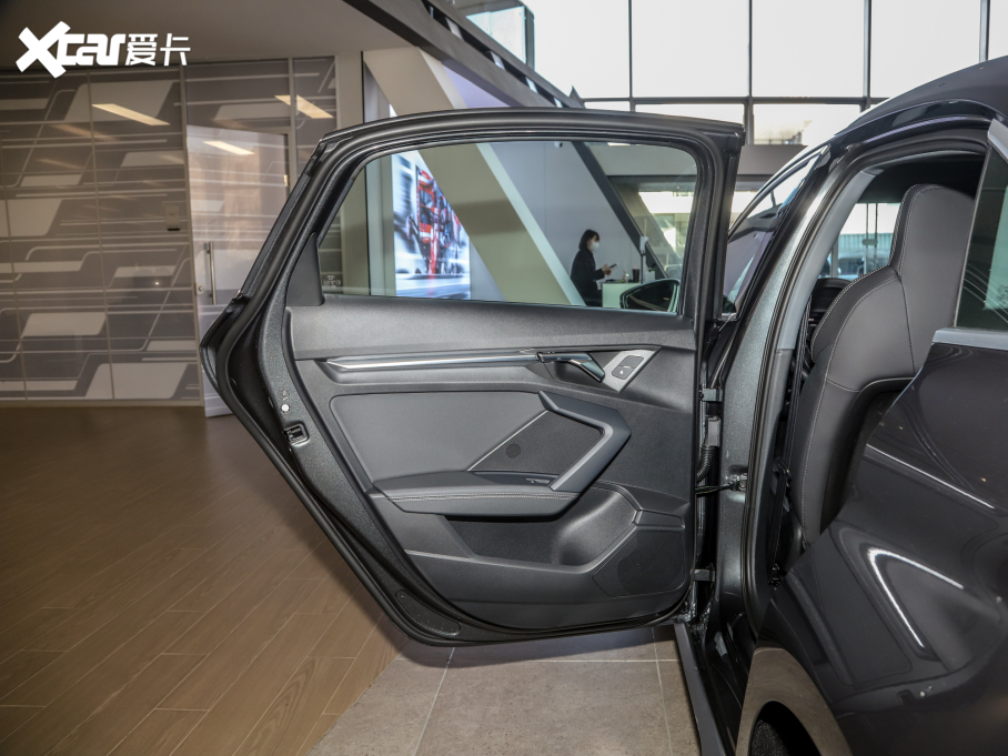 2022WA3 Limousine A3L Limousine 35 TFSI r\