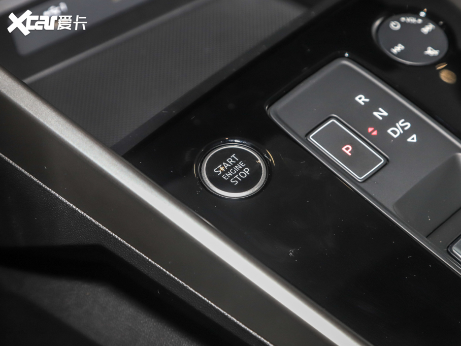 2022WA3 Limousine A3L Limousine 35 TFSI r\