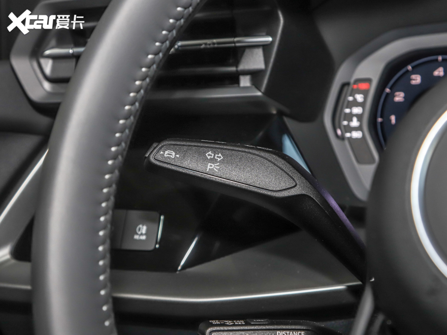 2022WA3 Limousine A3L Limousine 35 TFSI r\