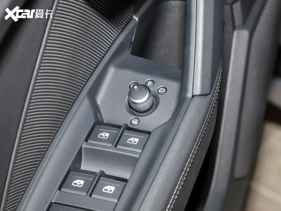 2022WA3 Limousine A3L Limousine 35 TFSI r\