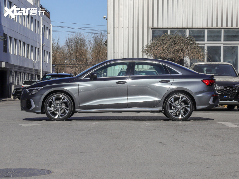 2022WA3 Limousine A3L Limousine 35 TFSI A\