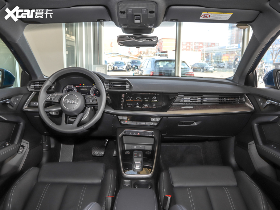 2022WA3 Limousine A3L Limousine 35 TFSI A