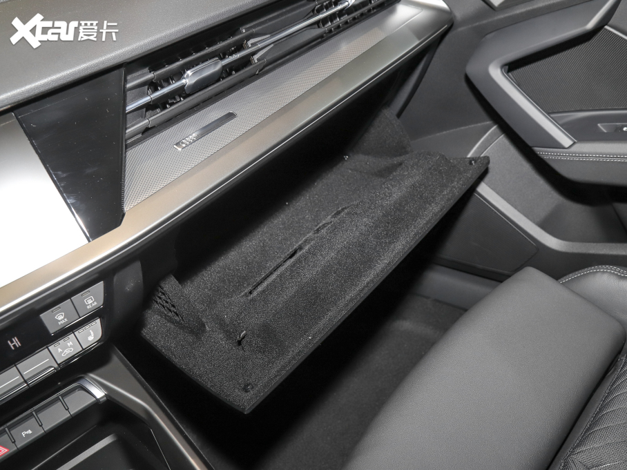 2022WA3 Limousine A3L Limousine 35 TFSI r