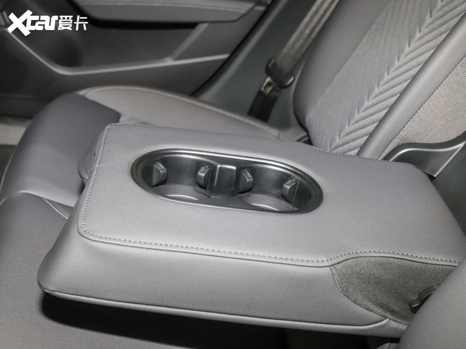 2022?yun)WA3 Limousine A3L Limousine 35 TFSI r(sh)