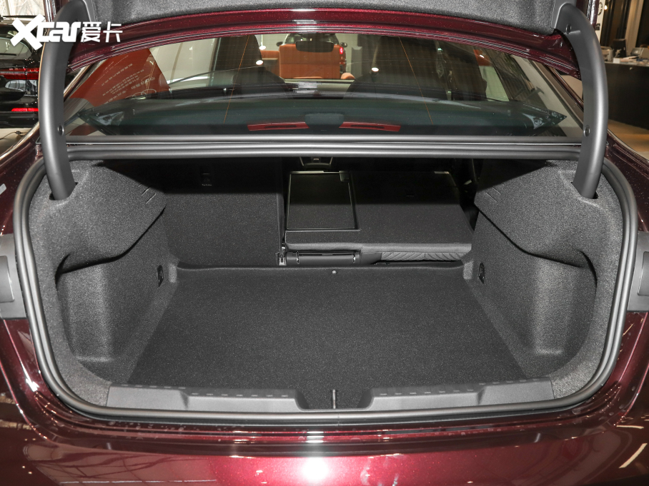 2022WA3 Limousine A3L Limousine 35 TFSI r